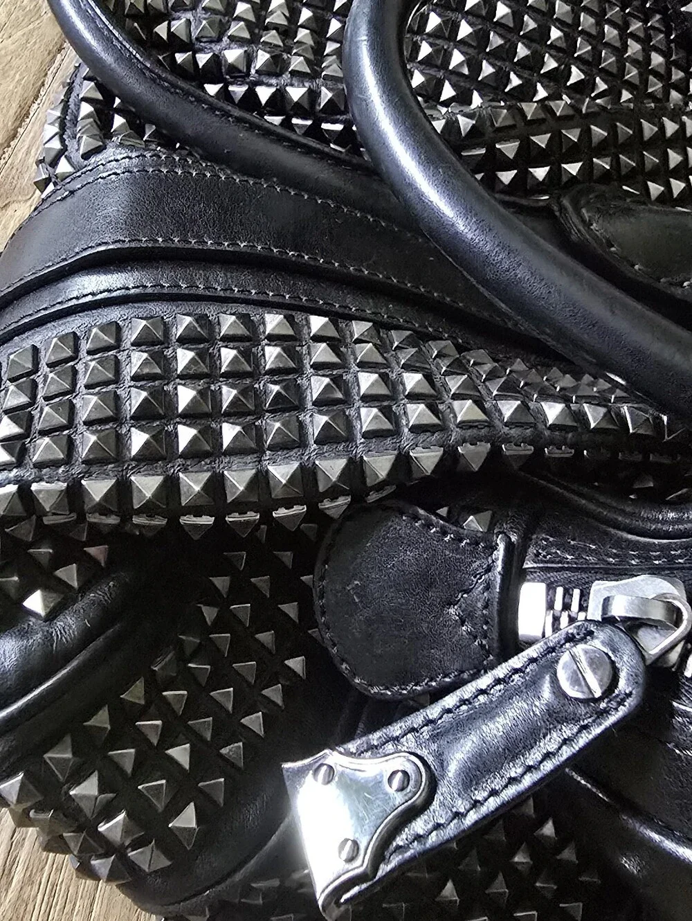 Burberry Prorsum Knight Studded Leather Purse Bag - Picture 7 of 11